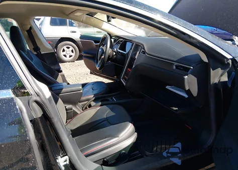 2013 Tesla Model S Performance from USA, damaged, VIN 5YJSA1CP6DFP05557